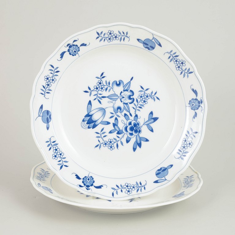 Meissen Blå Orkidé, to frokosttallerkener.