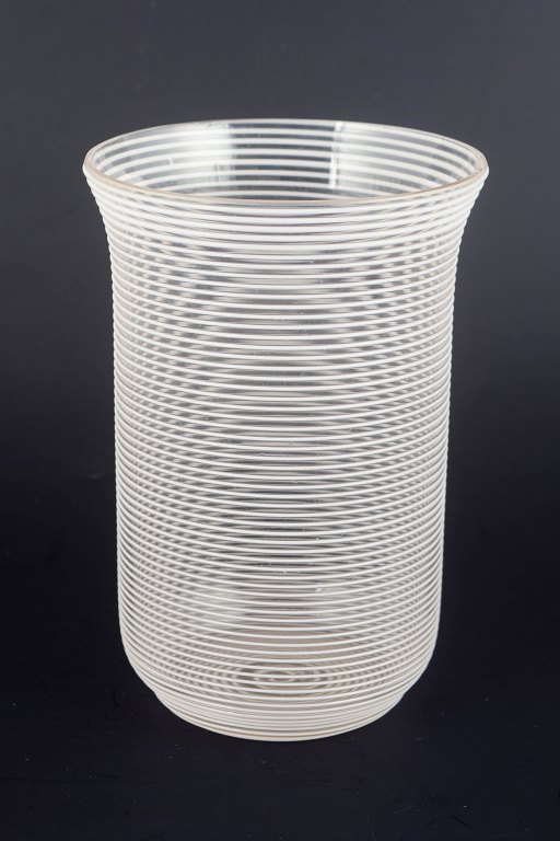 Europæisk studioglas, vase.