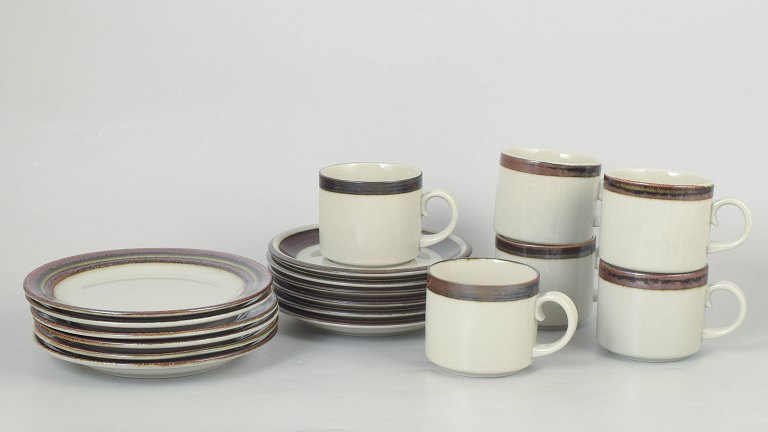 Arabia Karelia, set of six tea cups with matching saucers and six cake plates.