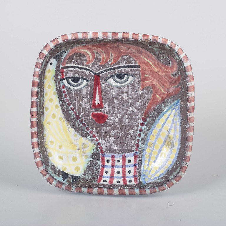 Mari Simmulson for Upsala Ekeby, decorative dish model 4067.