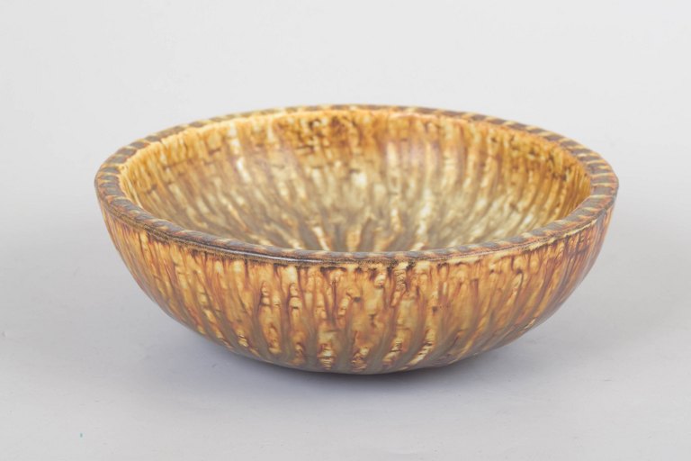 Gunnar Nylund for Rörstrand, stoneware bowl with birch wood glaze.