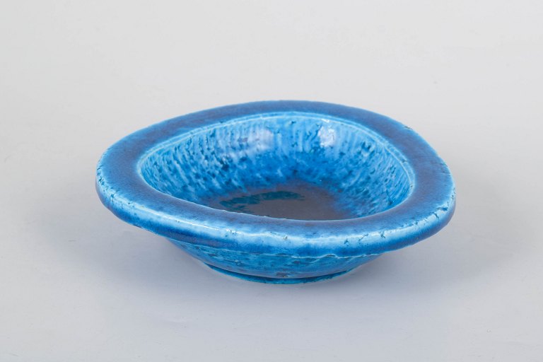 Gunnar Nylund for Rörstrand, chamotte dish with blue glaze.