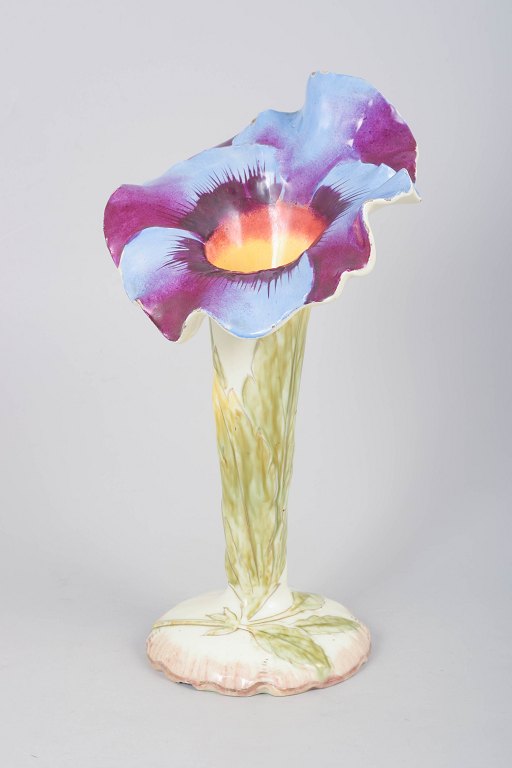 Villeroy & Boch, art nouveau majolika vase.