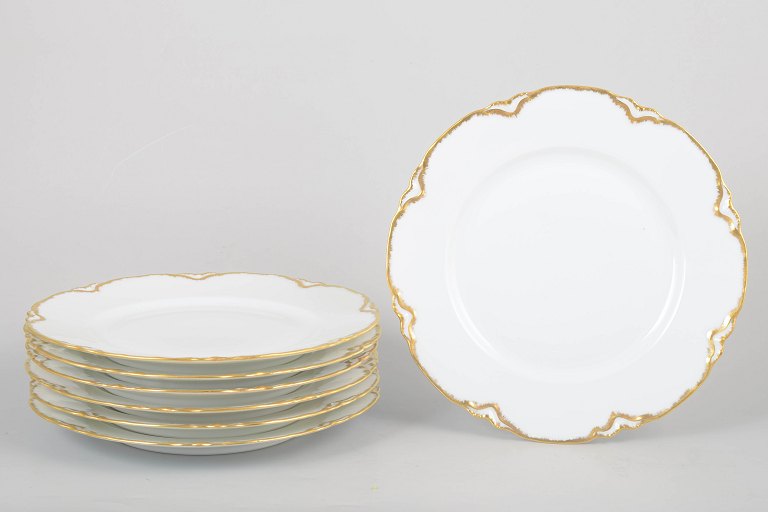 Haviland & Co Limoges, sæt af syv middagstallerkener.
