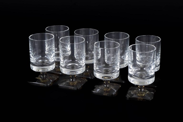 George Butlen Jensen for Rosenthal, sæt af otte snapseglas.