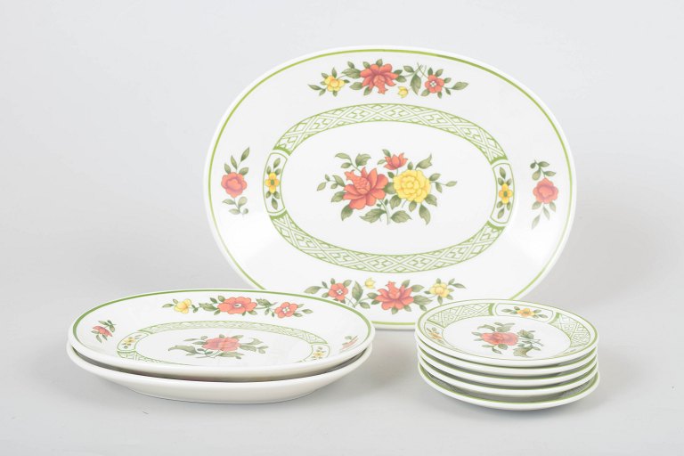 Villeroy & Boch Summer Day, set of five caviar dishes, one serving dish and two small dishes.